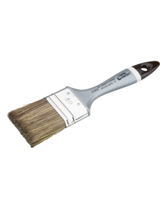 Professional xbau flat brush for wood stains featuring a nickel-plated steel ferrule, a blend of natural and polyester bristles, and a varnished plastic handle.