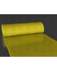 Xbau 70 g/m² green HDPE scaffolding safety net, UV-stabilized and lightweight, used for debris containment and wind protection on construction sites.